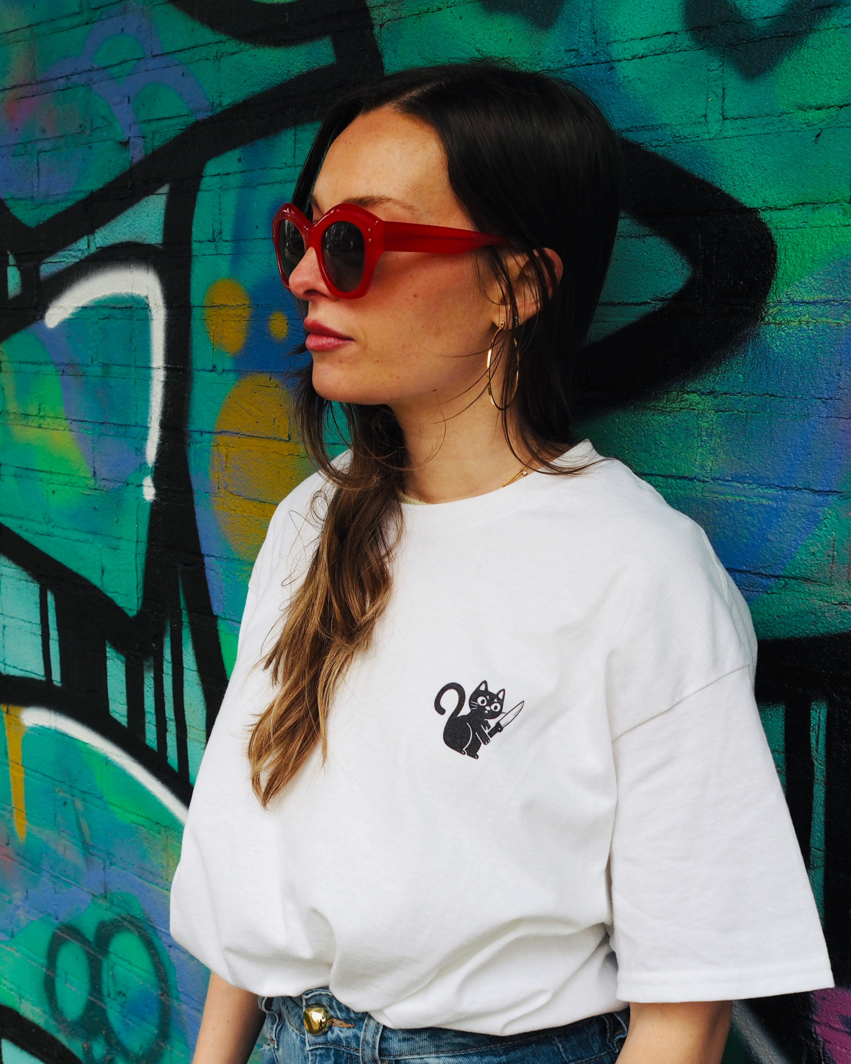 'La Puss Peligrosa' unisex cotton tee