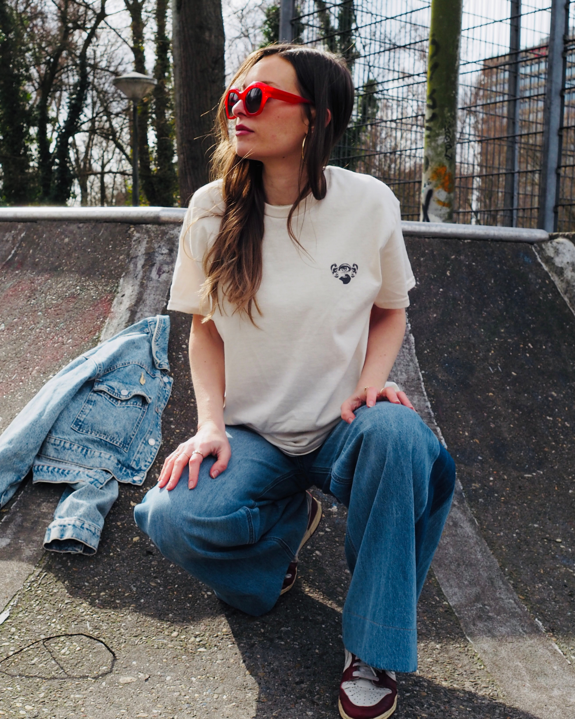 'Neurotropical' unisex cotton tee