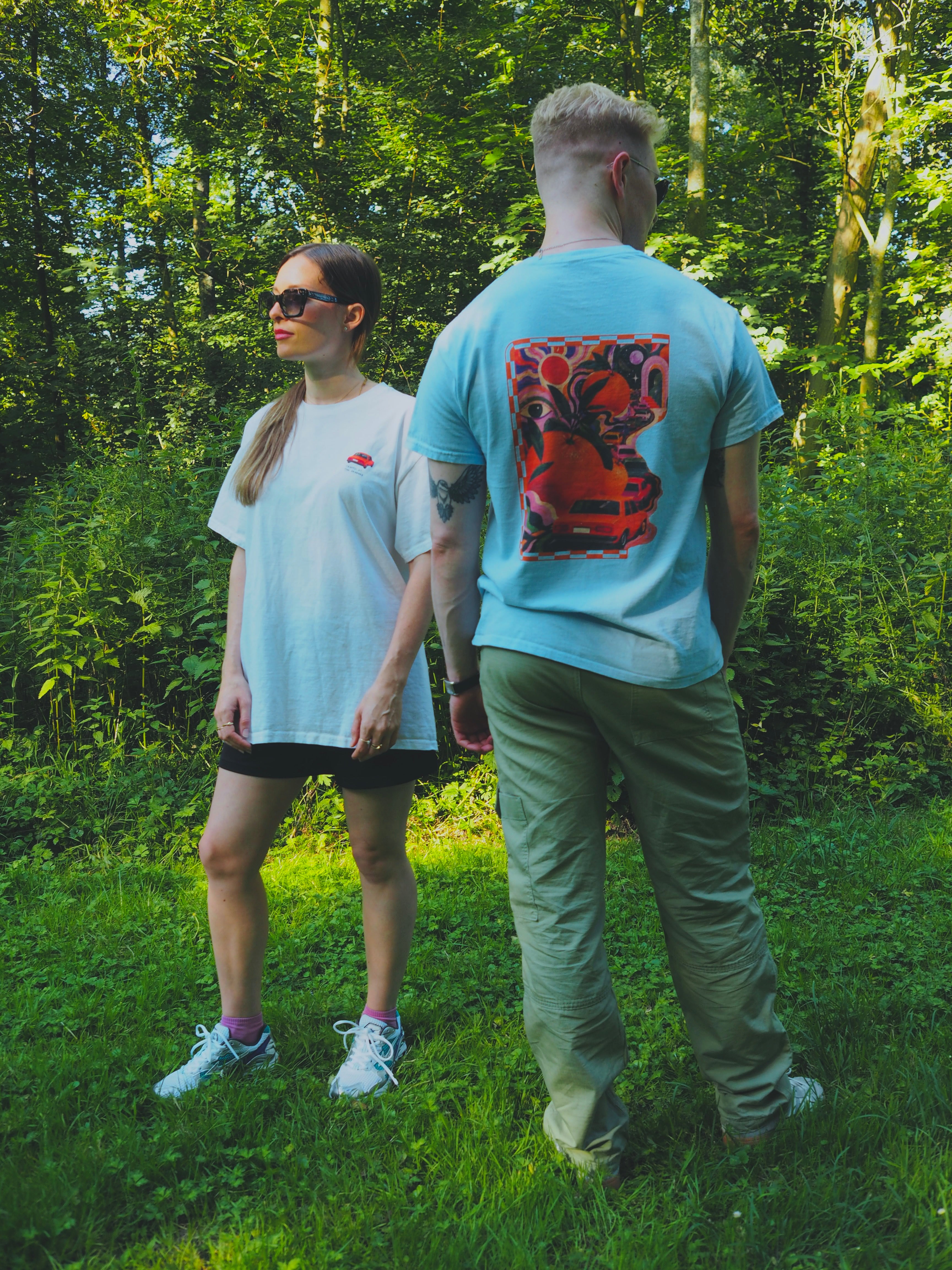 'Traffic at the oranges' unisex tee